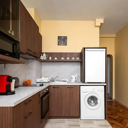 Spacious 2bd In The Heart Of By Flаt Mаnаgеr Lägenhet Sofia