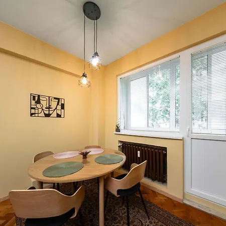 Spacious 2bd In The Heart Of By Flаt Mаnаgеr Sofia